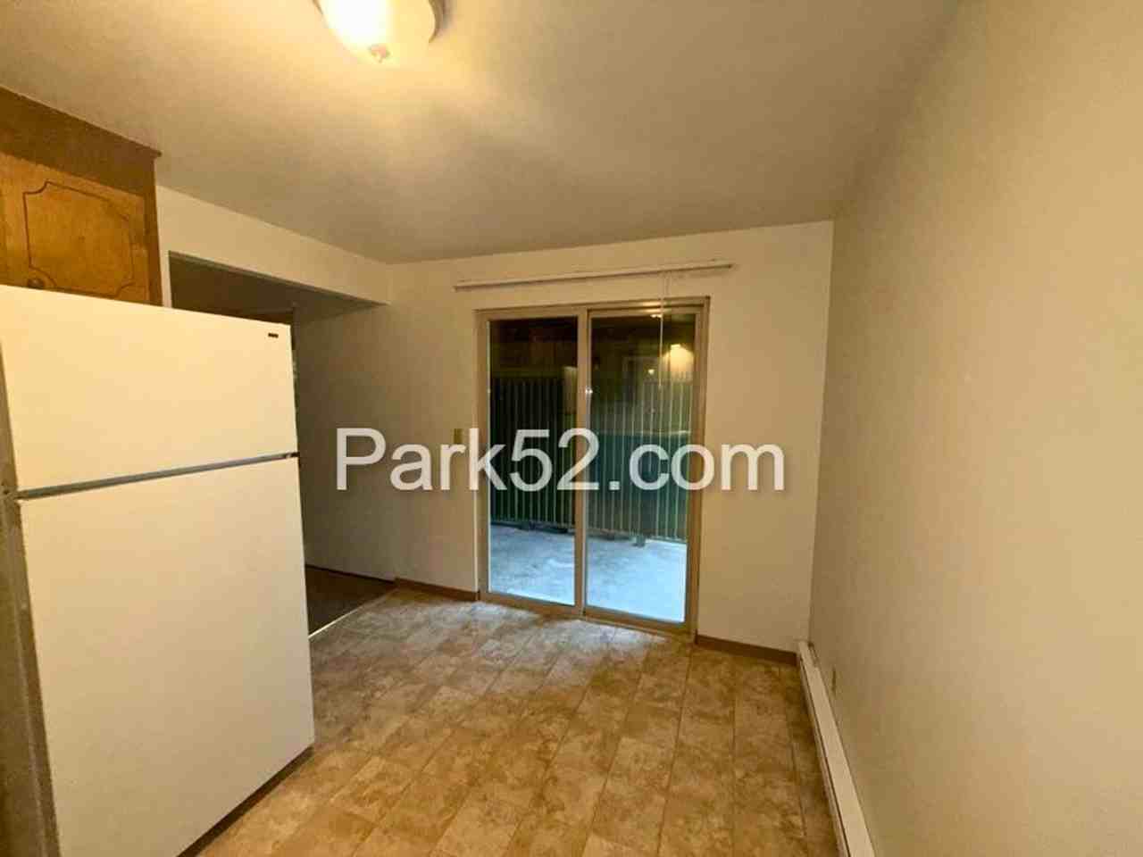 3111 N 26th St #04 - Photo 5 of 10