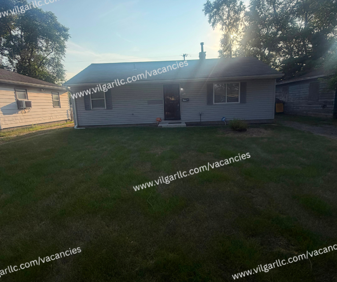 712 Taney St - Photo 3 of 20