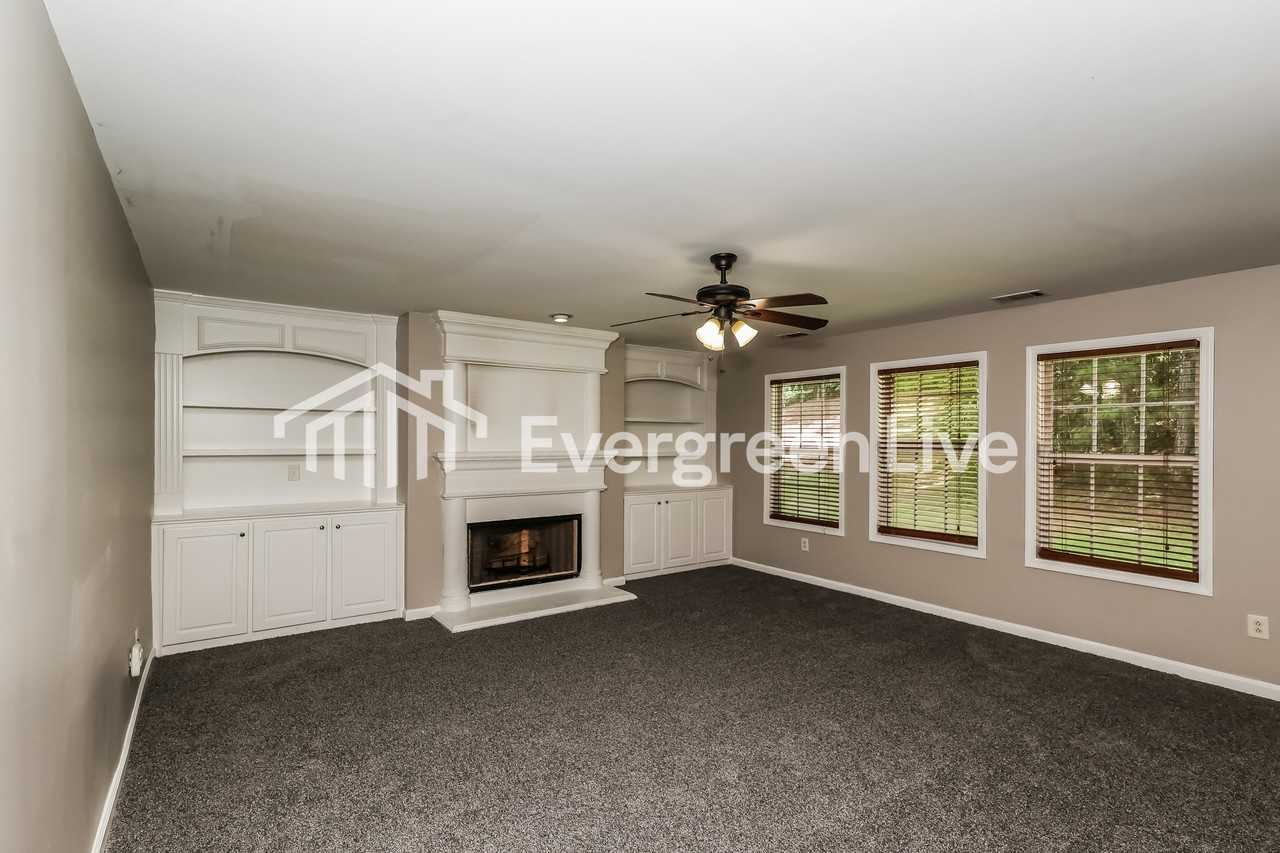 7966 Gossamer Dr - Photo 2 of 15