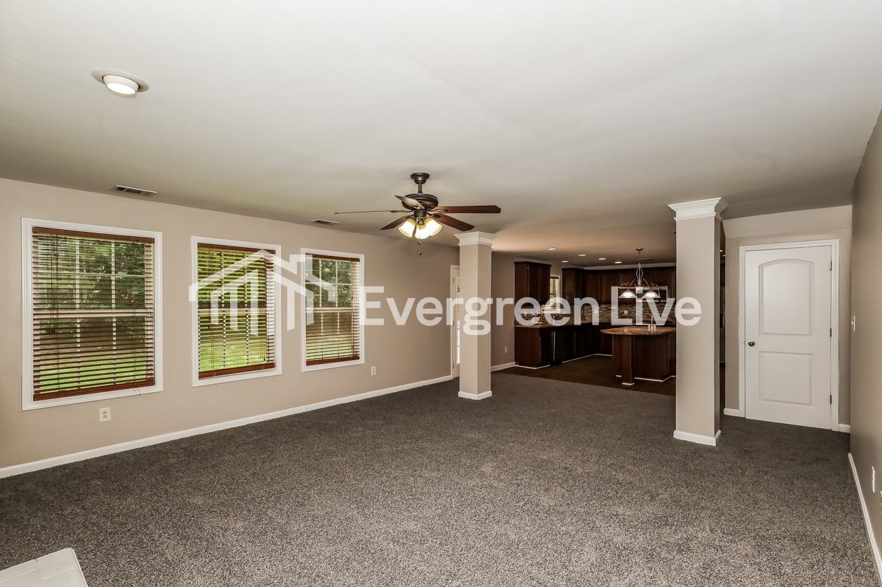 7966 Gossamer Dr - Photo 3 of 15