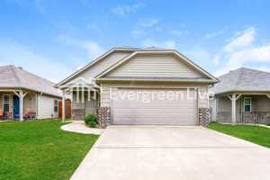 featured image of 4837 Cove Ln