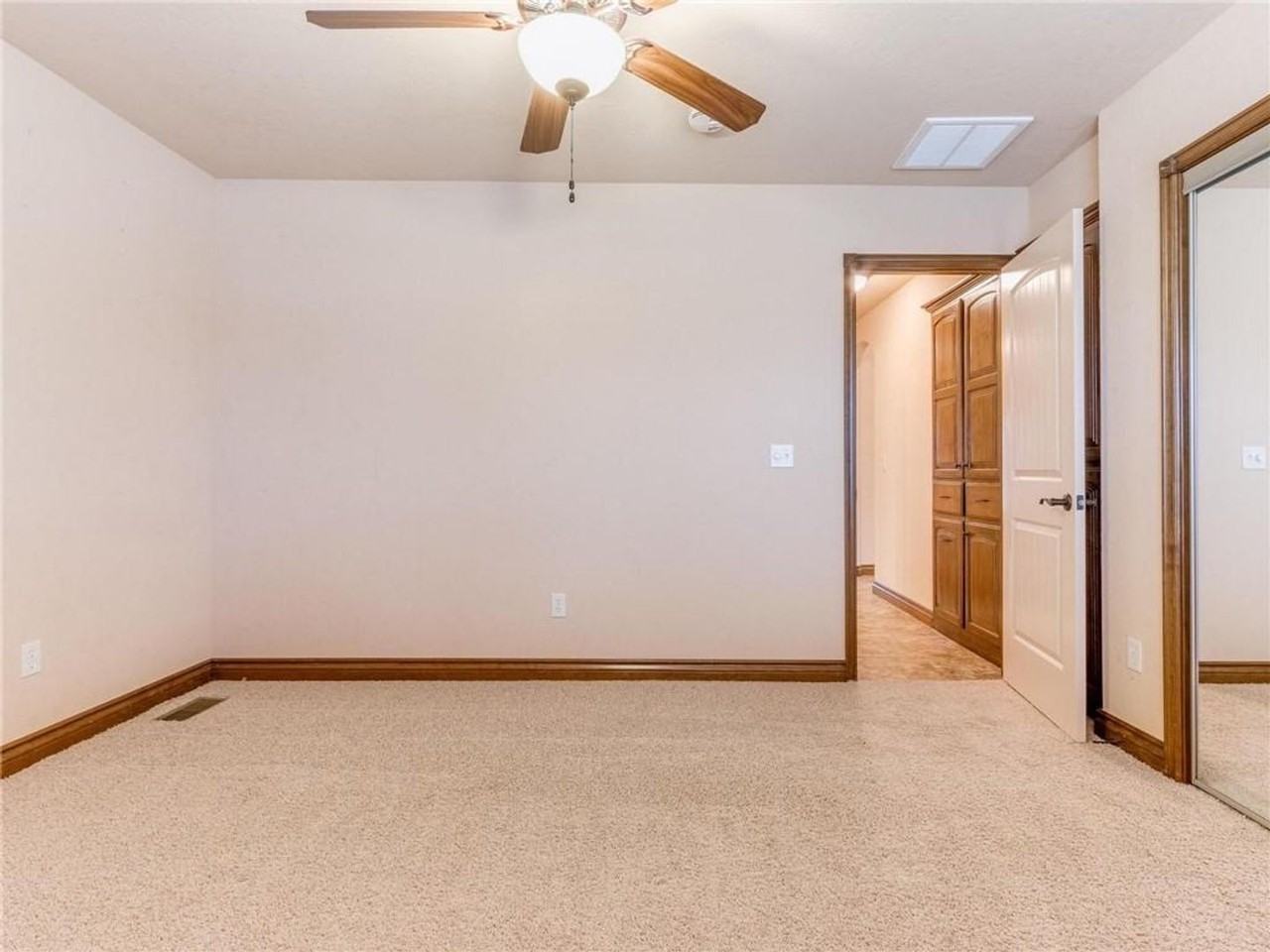 4908 Arbuckle Dr - Photo 5 of 37