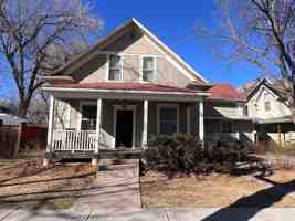featured image of 318 W Myrtle St