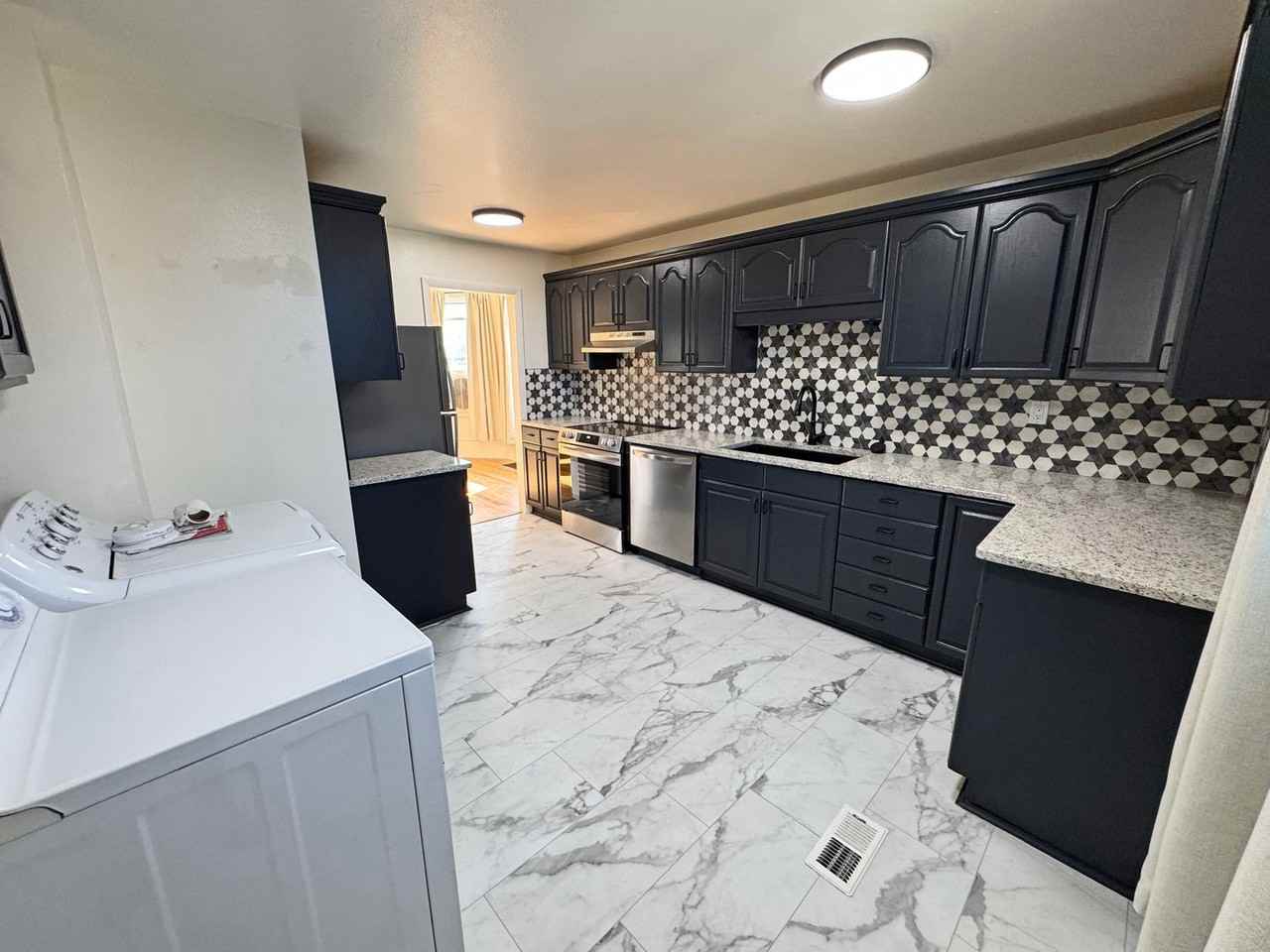 151 Harvard Ave - Photo 7 of 19