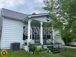 featured image of 132 Nichols St
