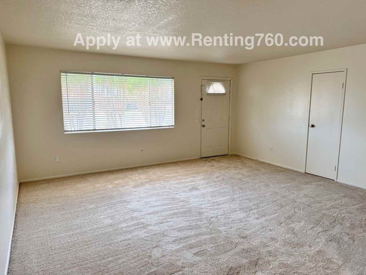 6348 Timothy Ave - Photo 2 of 24