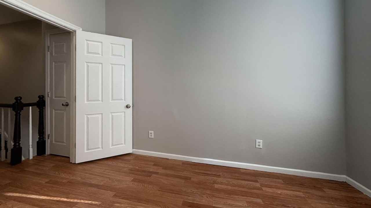 2543 N 18th St - Photo 7 of 19