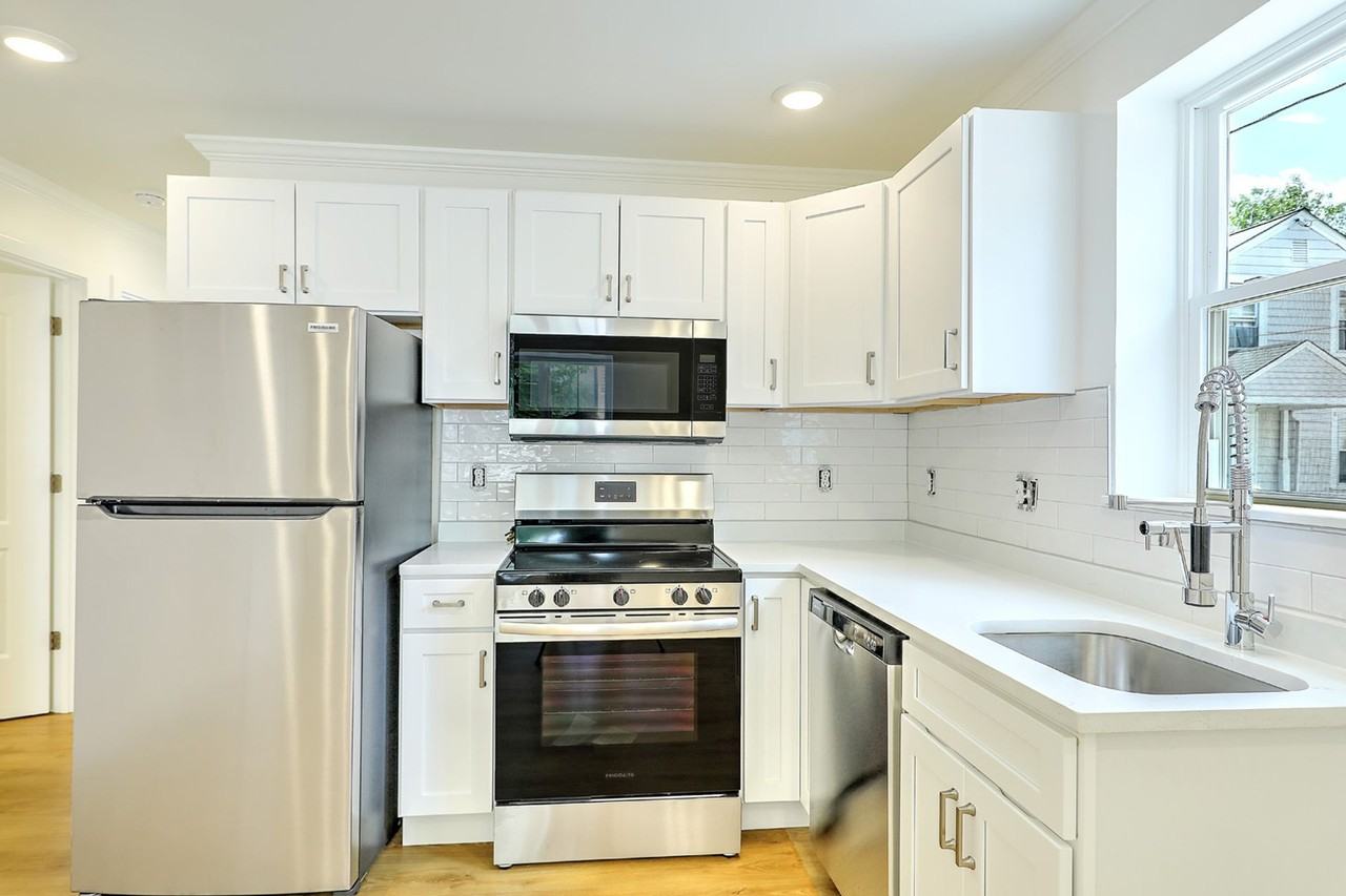 13-15 Amy St. - Photo 2 of 9