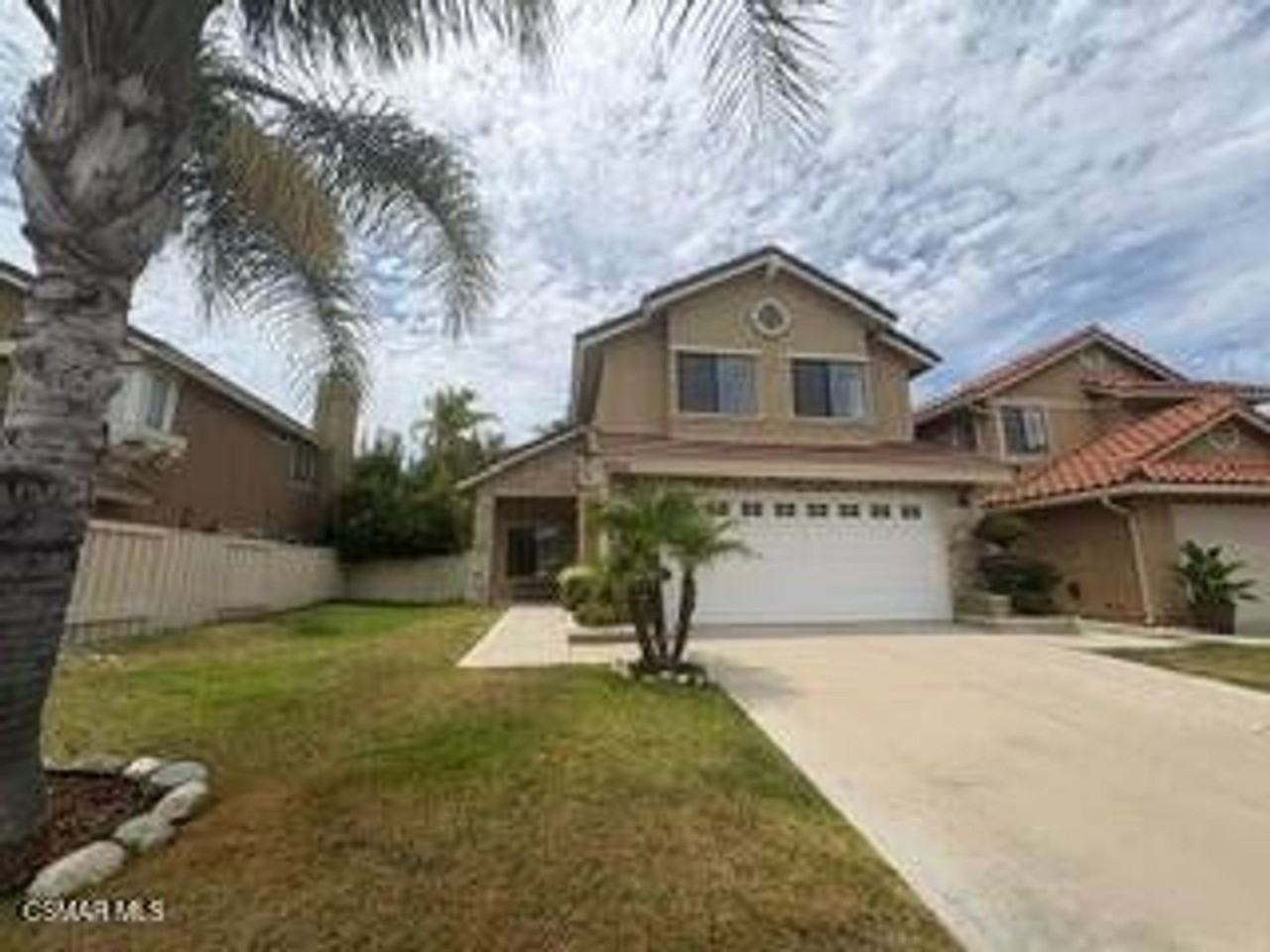 3855 Lost Springs Dr - Photo 2 of 20
