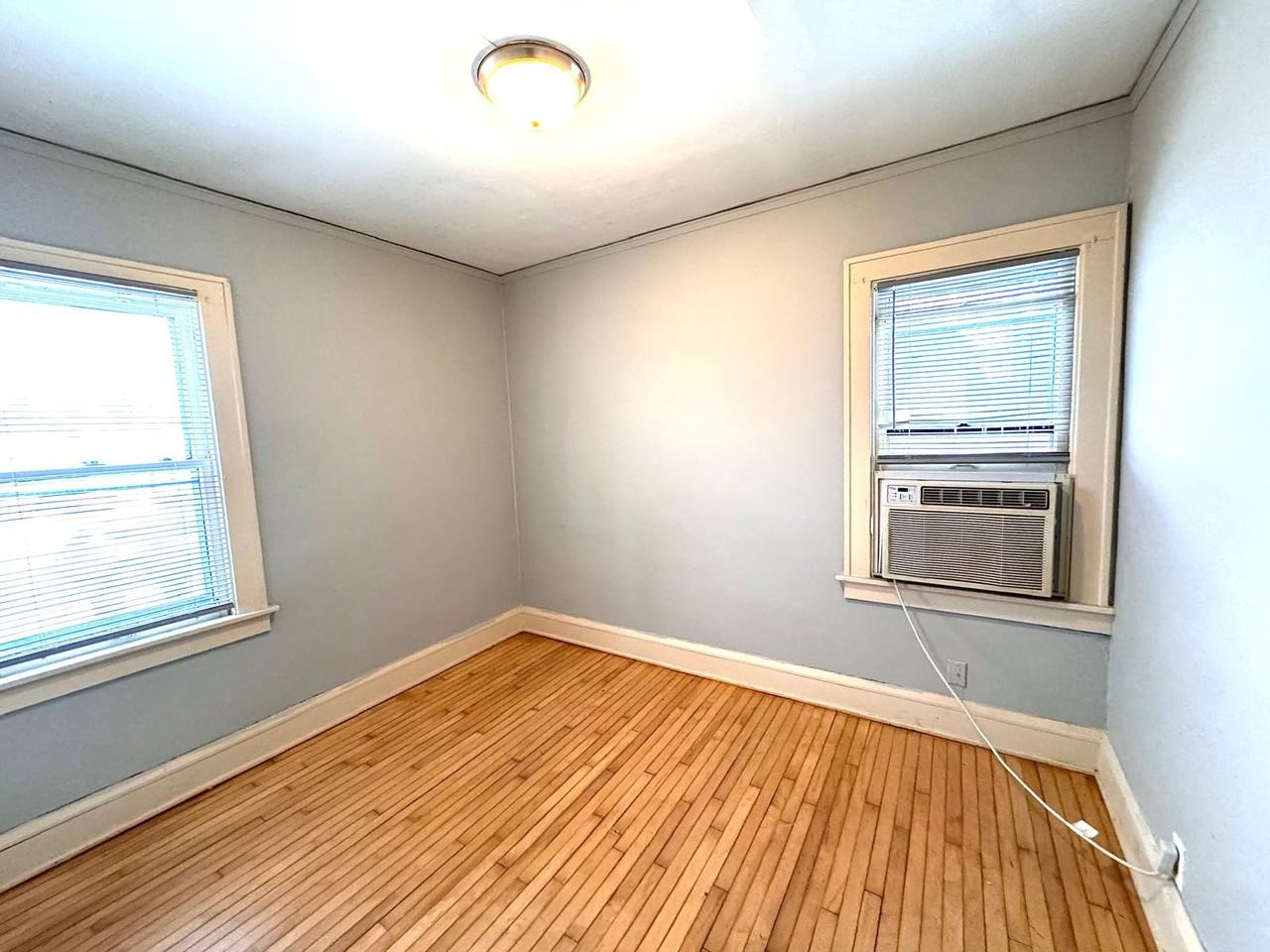 1506 S 81st St #1506 - Photo 5 of 8