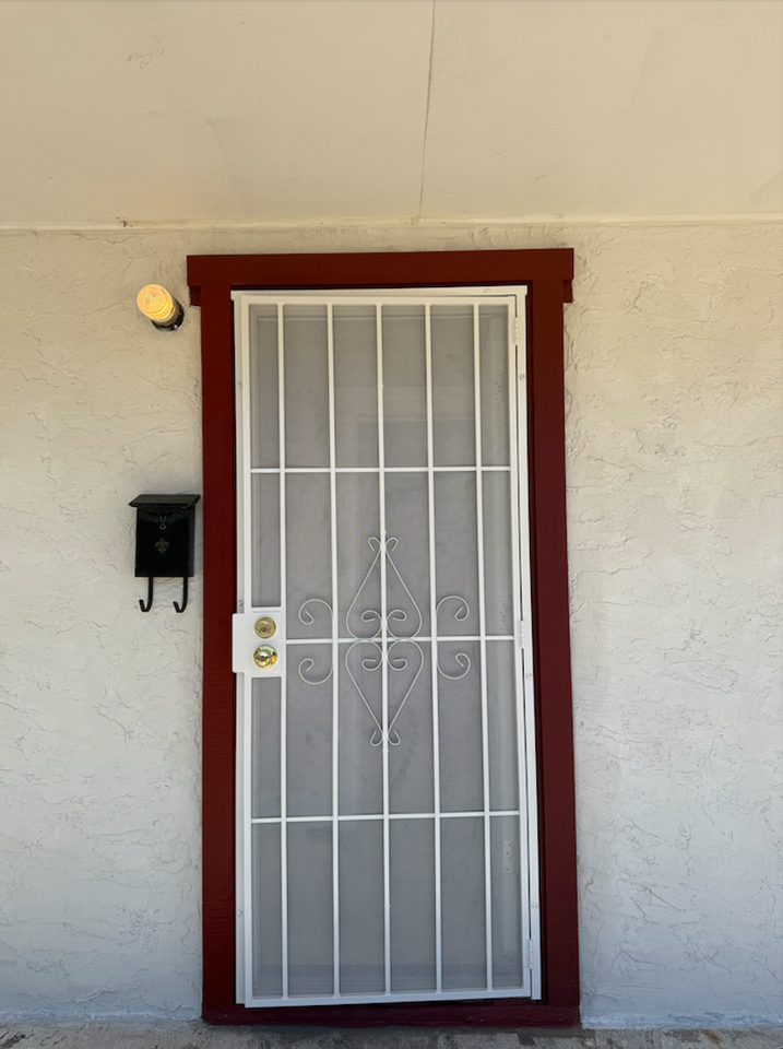 1411 E Routt Ave - Photo 2 of 12