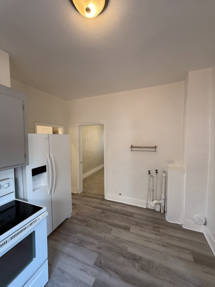 1411 E Routt Ave - Photo 6 of 12