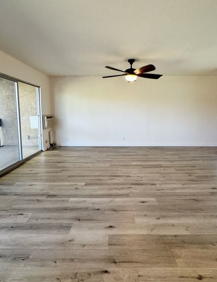1061 Park Ave #304 - Photo 7 of 26