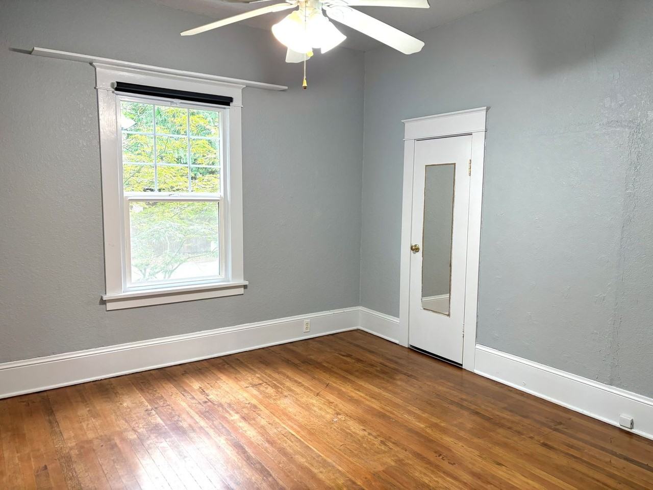 12638 Se Foster Rd - Photo 5 of 35