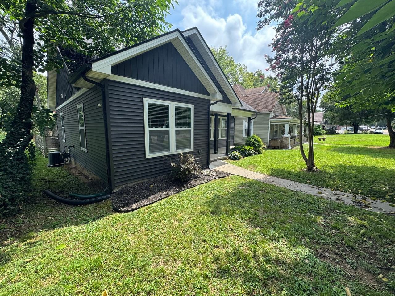 618 Hiawassee Ave - Photo 3 of 29