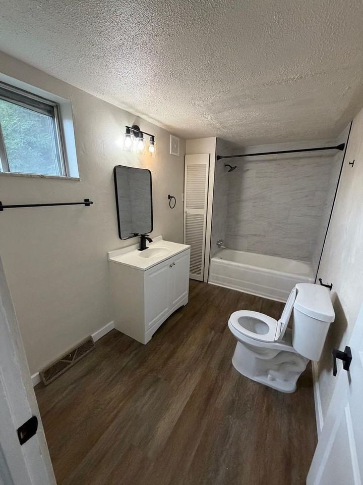 18 Morningside Ave - Photo 5 of 17