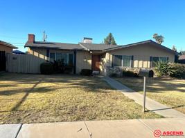 featured image of 4013 University Ave