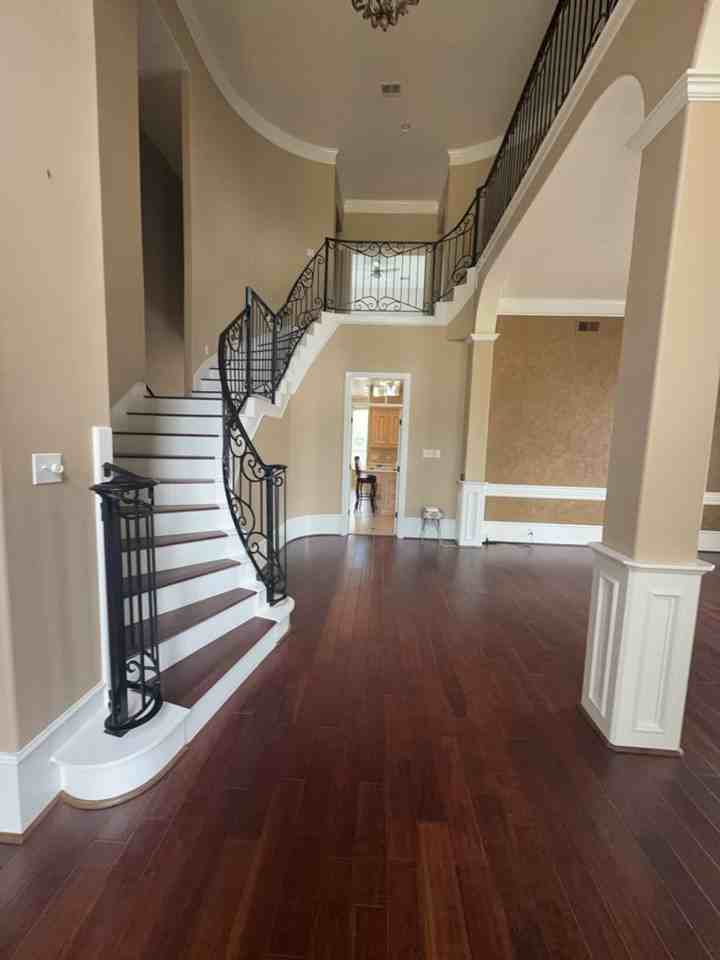 16410 Emilia Ct - Photo 3 of 37