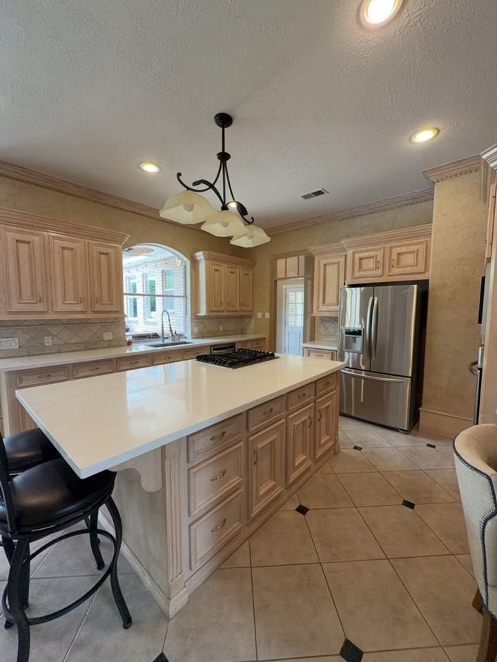 16410 Emilia Ct - Photo 6 of 37
