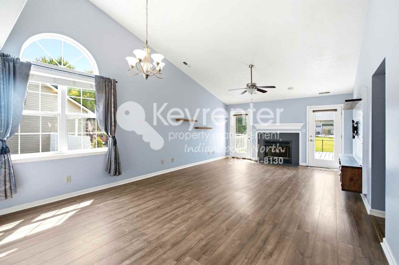 13847 Waycross Dr - Photo 6 of 16