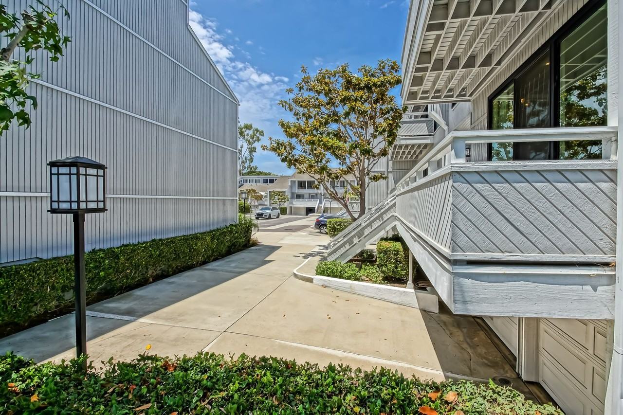 14 Aries Ct - Photo 4 of 36