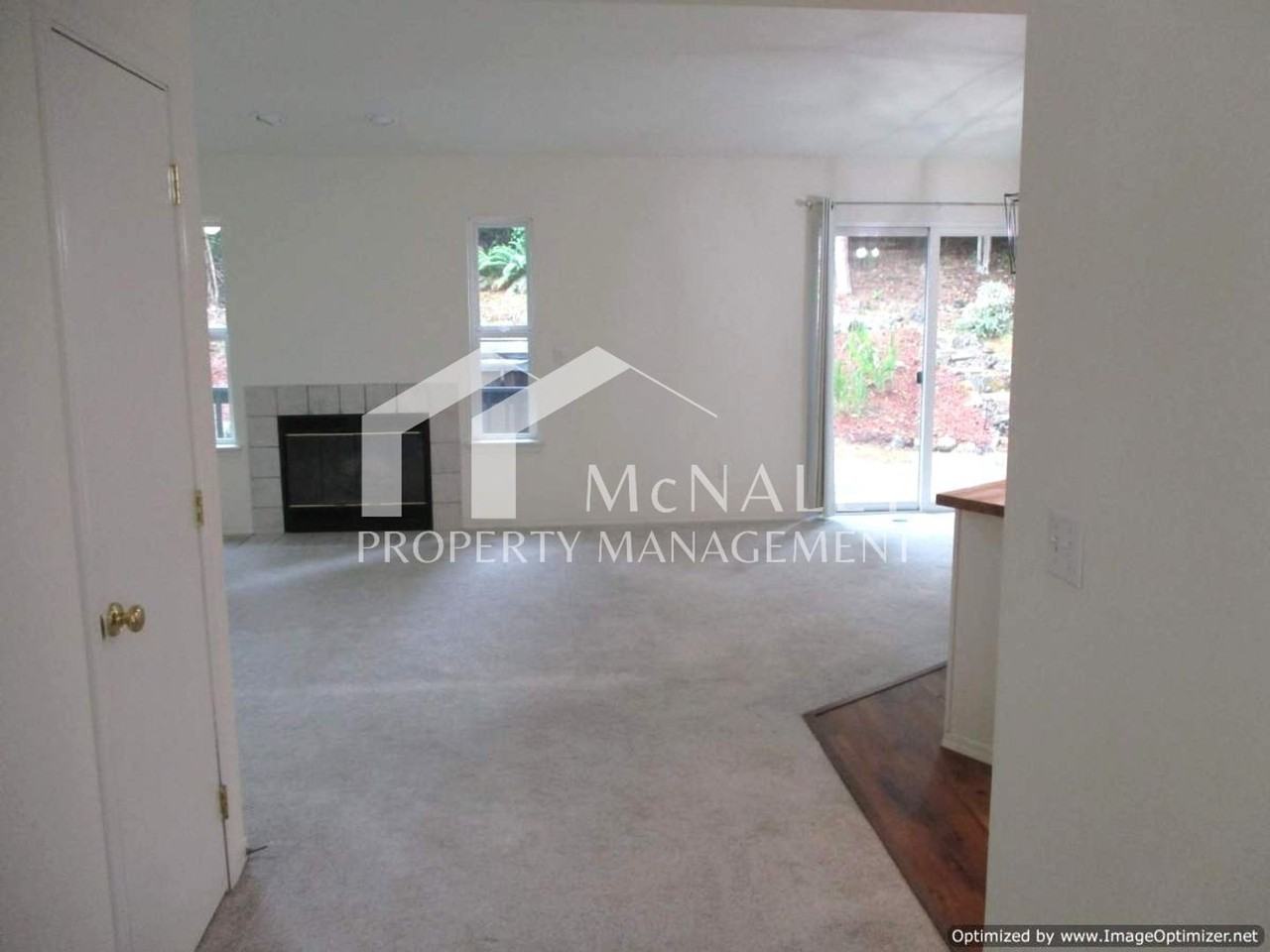 1166 Leschi Dr - Photo 5 of 20