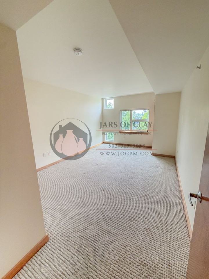 295 Church St Se #403 - Photo 5 of 13