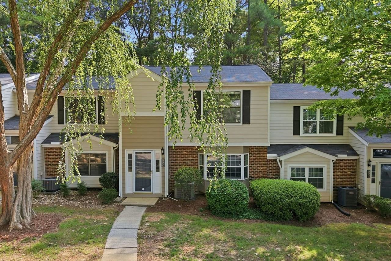 7733 Falcon Rest Cir - Photo 4 of 43