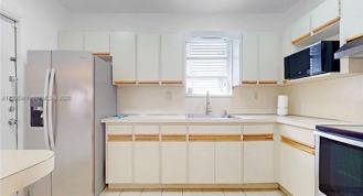3330 3330 SW 2 0 - Photo 1 of 1