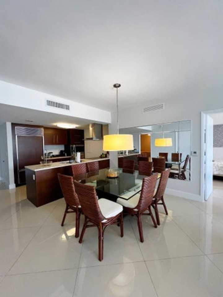 495 Brickell Ave - Photo 2 of 13