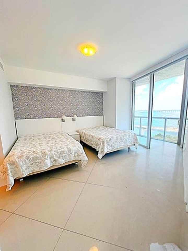 495 Brickell Ave - Photo 7 of 13