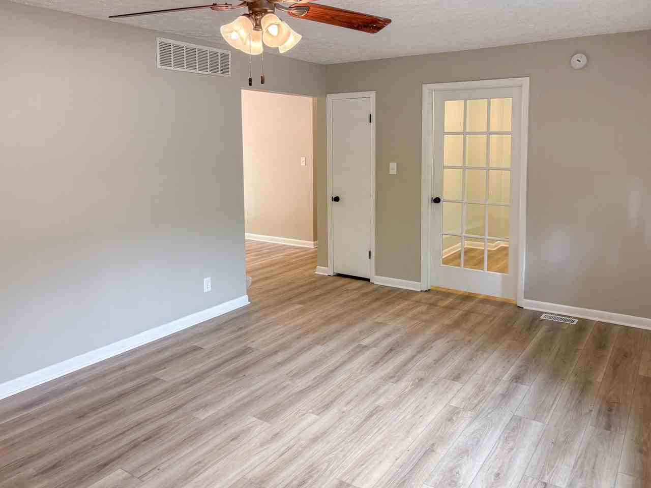 3455 E Bethel Ln - Photo 5 of 28