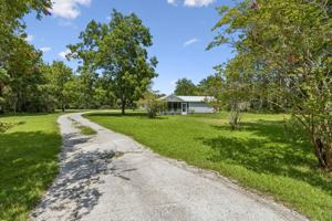 featured image of 95476 Rainbow Acres Rd