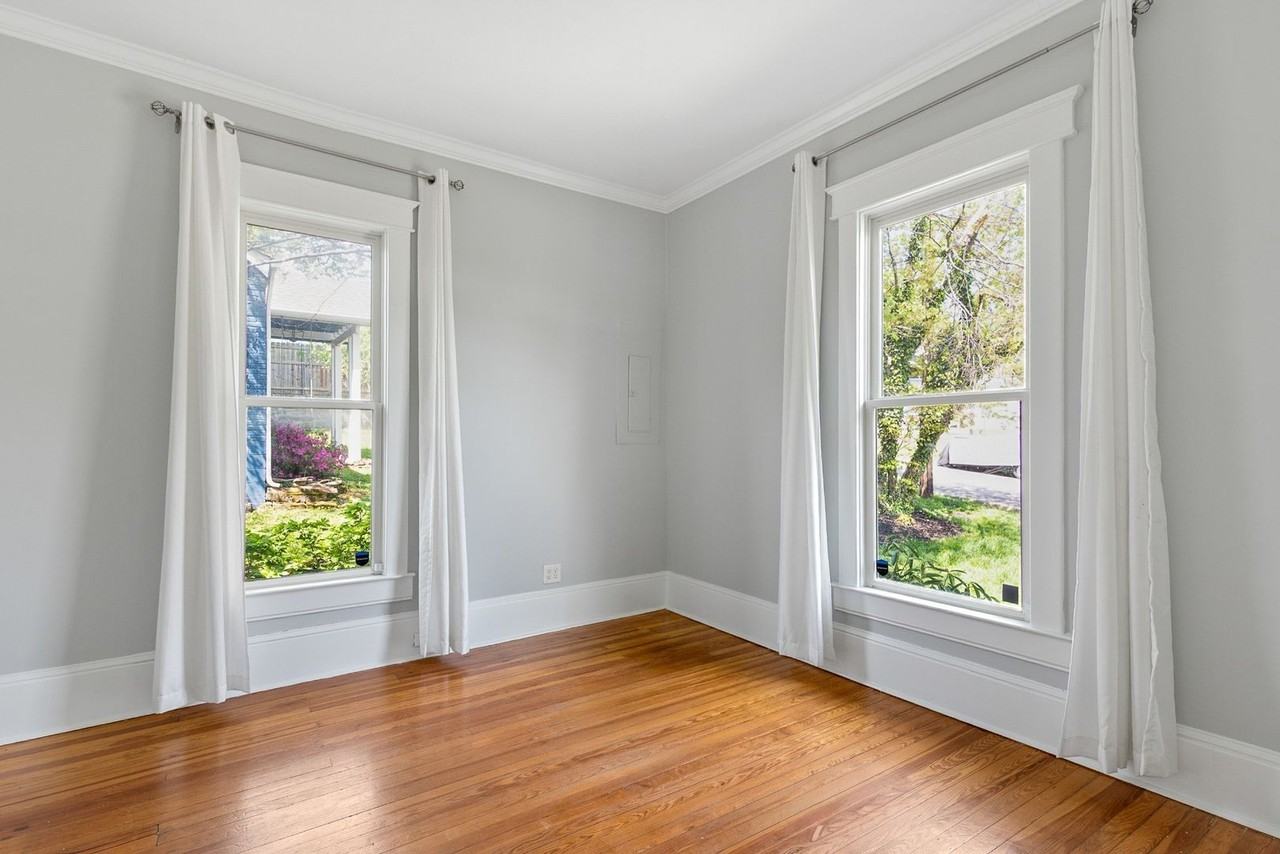 1904 Long Ave - Photo 4 of 26