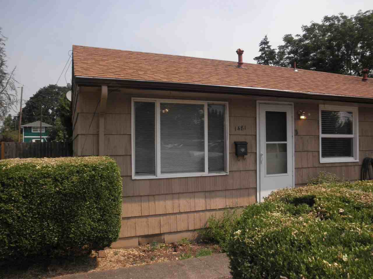 1481 Hines St Se - Photo 3 of 17