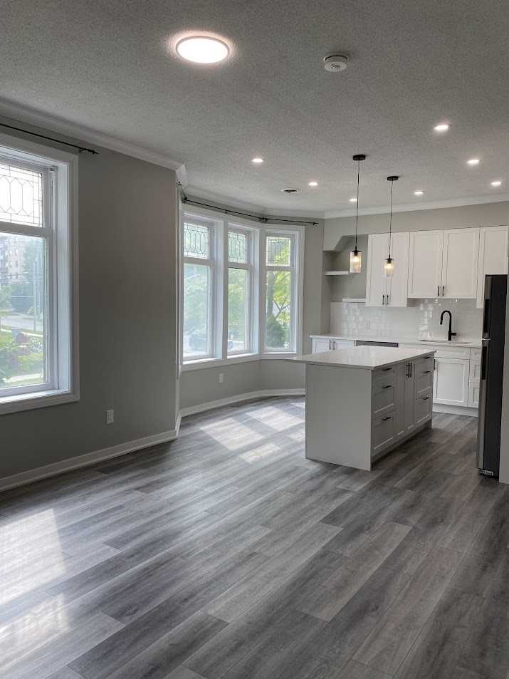 Main 203 Elmwood Avenue East - Photo 3 of 20