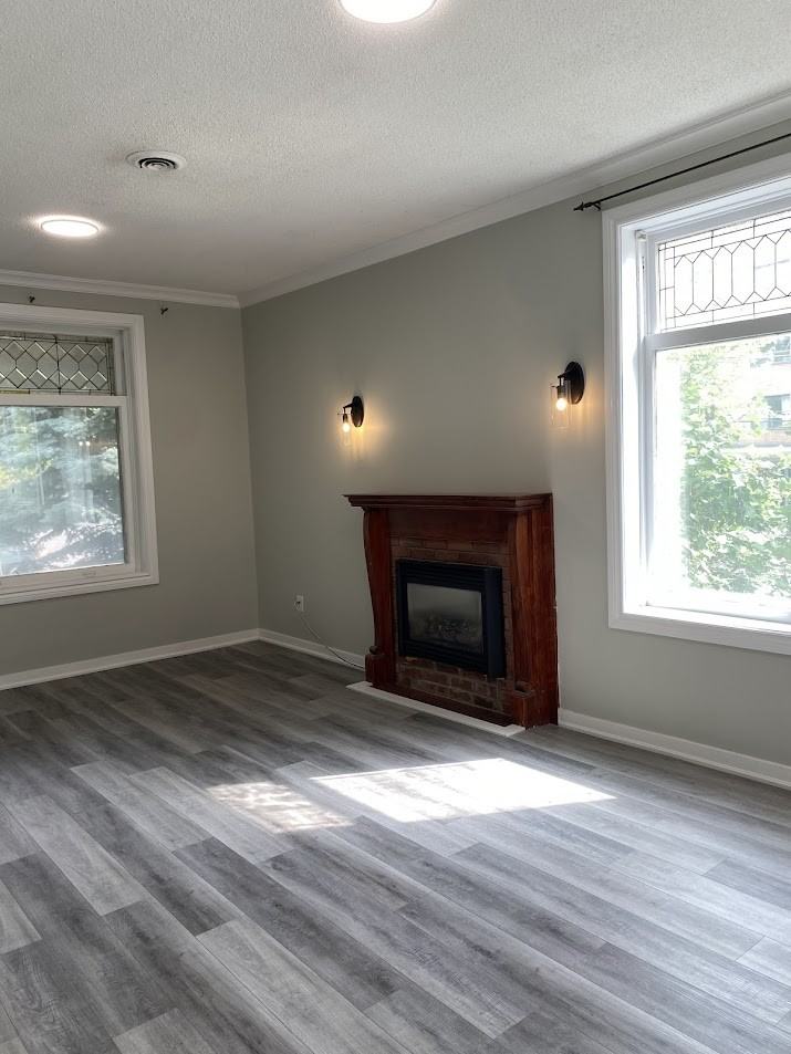 Main 203 Elmwood Avenue East - Photo 6 of 20