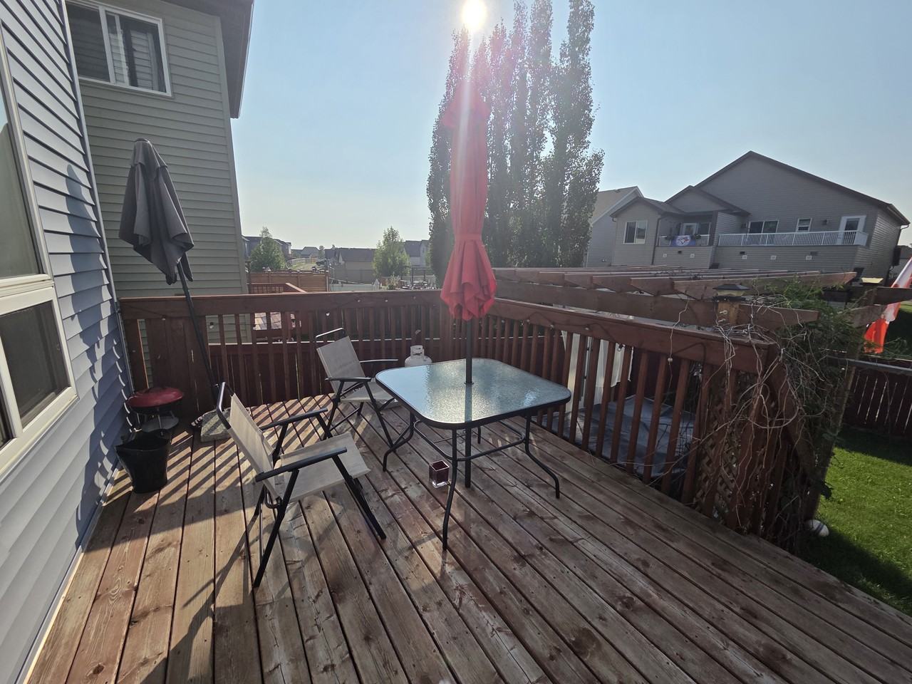 5252 17 Ave Sw - Photo 7 of 19