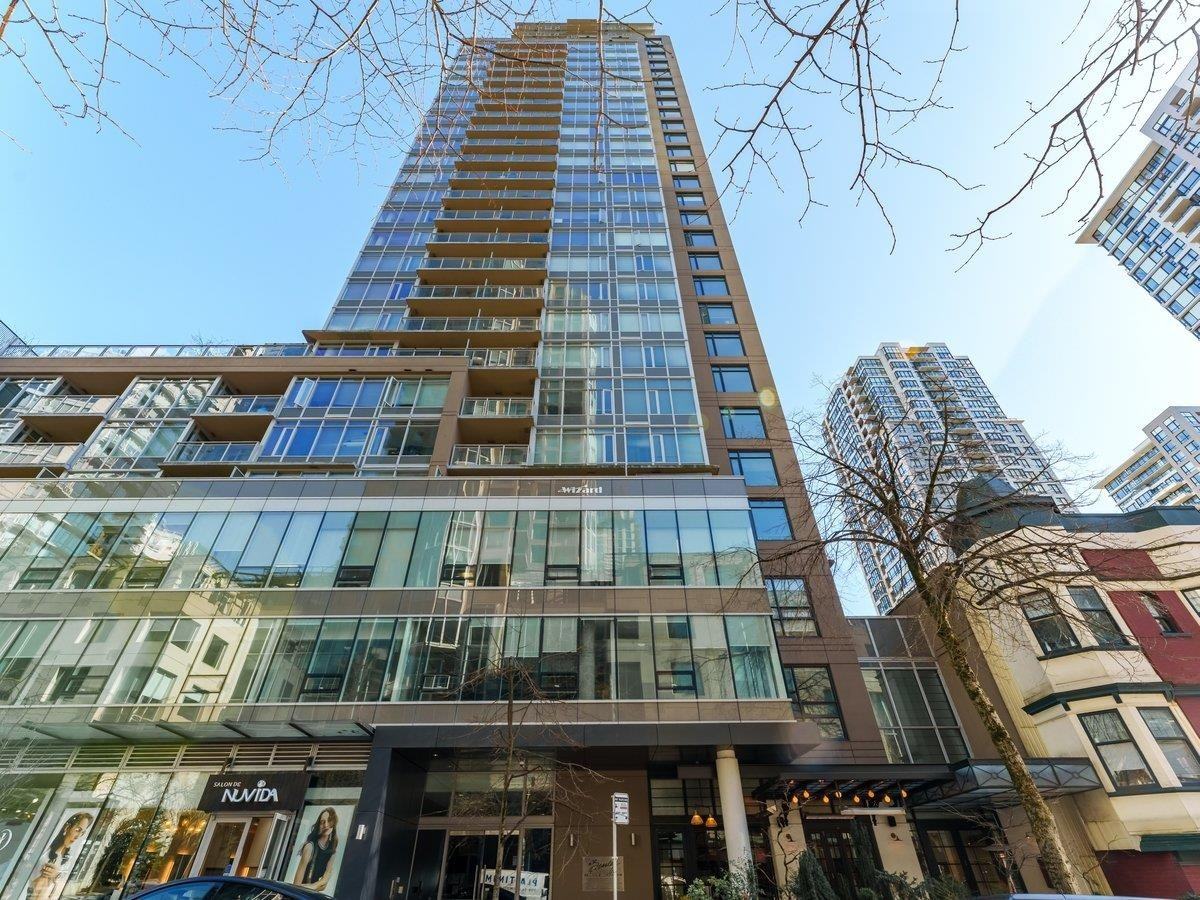 2103-888 Homer Street, Vancouver - Photo 2 of 9