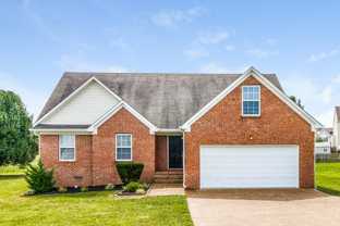 2619 Danbury Cir - Photo 1 of 1
