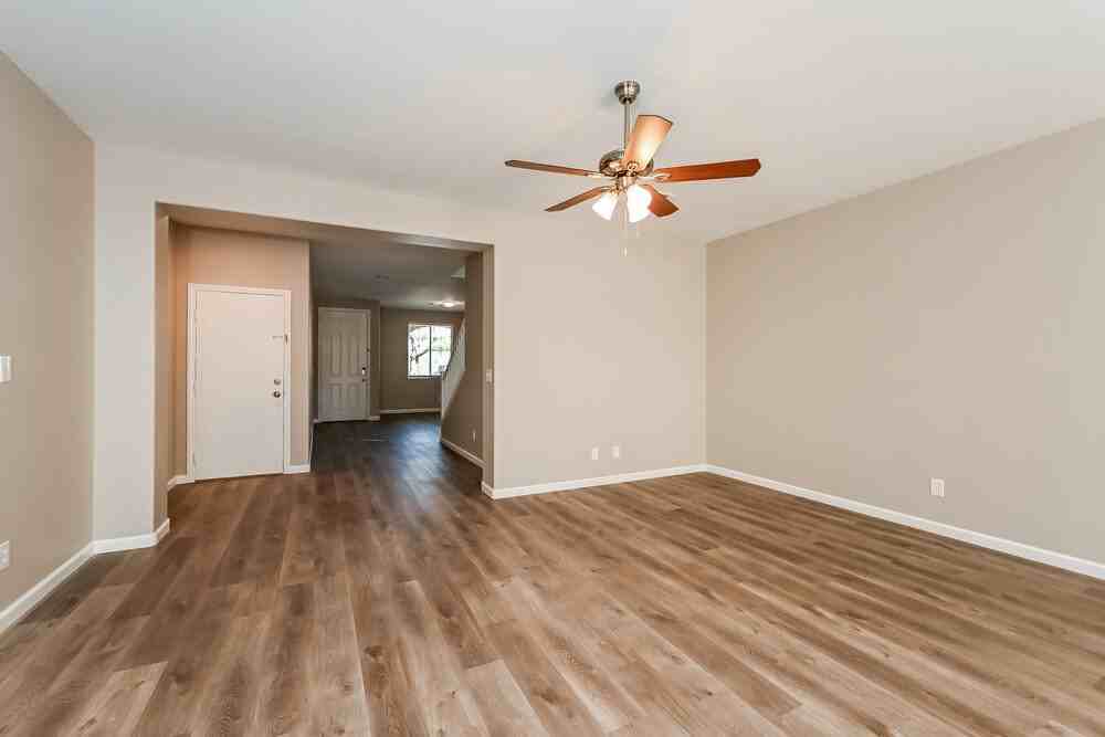 10435 Romoco Ct - Photo 4 of 17