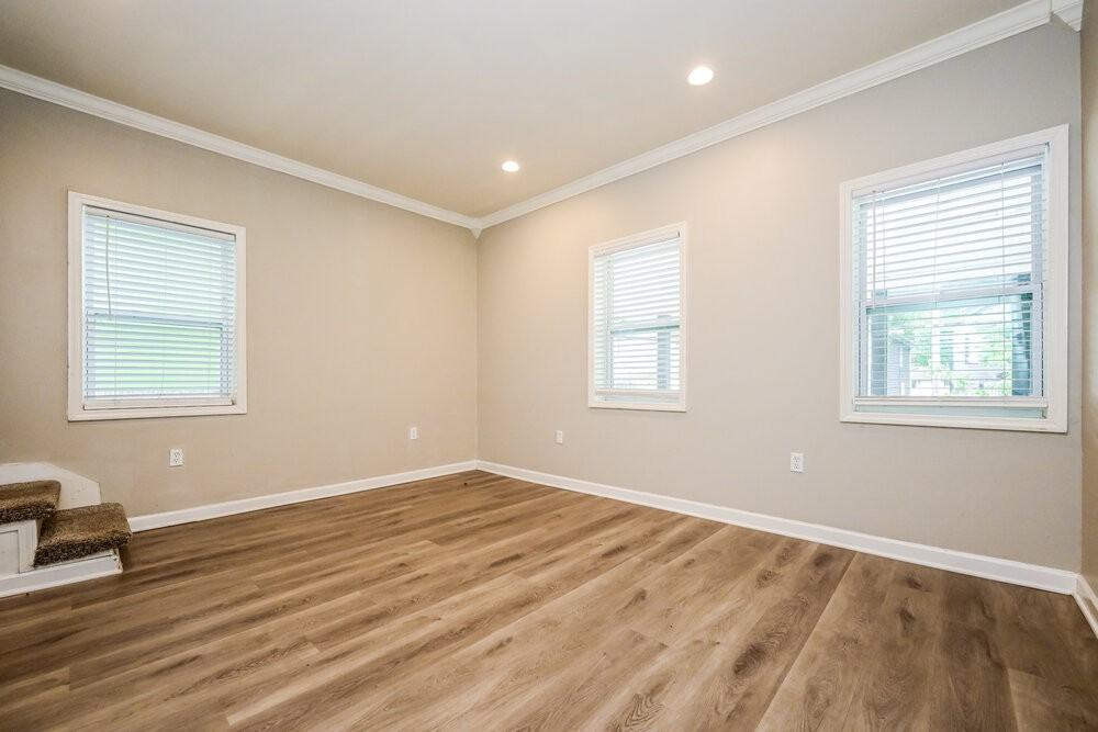 1175 Mcdaniel St Sw - Photo 5 of 17
