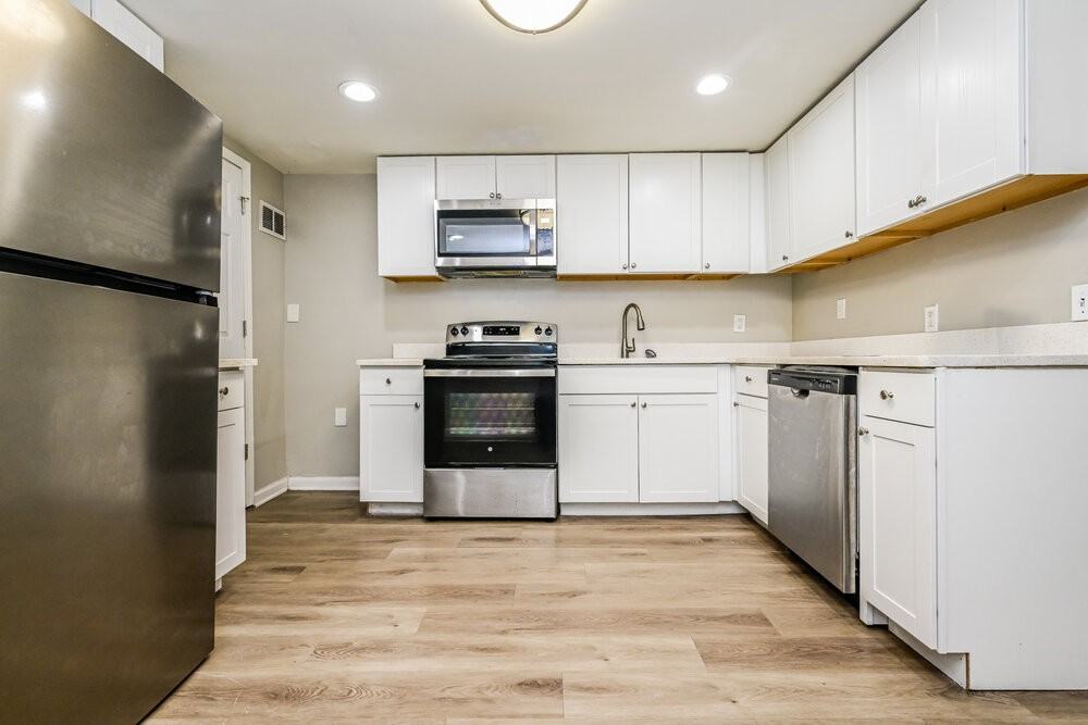 1175 Mcdaniel St Sw - Photo 7 of 17