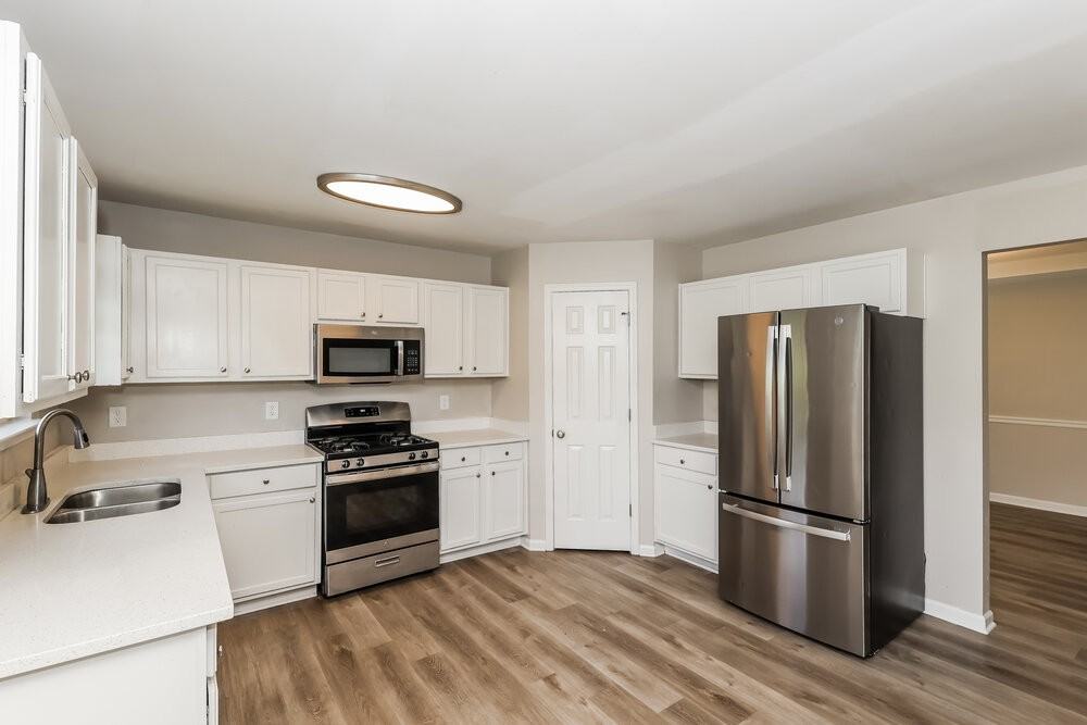 3051 Berthas Overlook - Photo 7 of 17