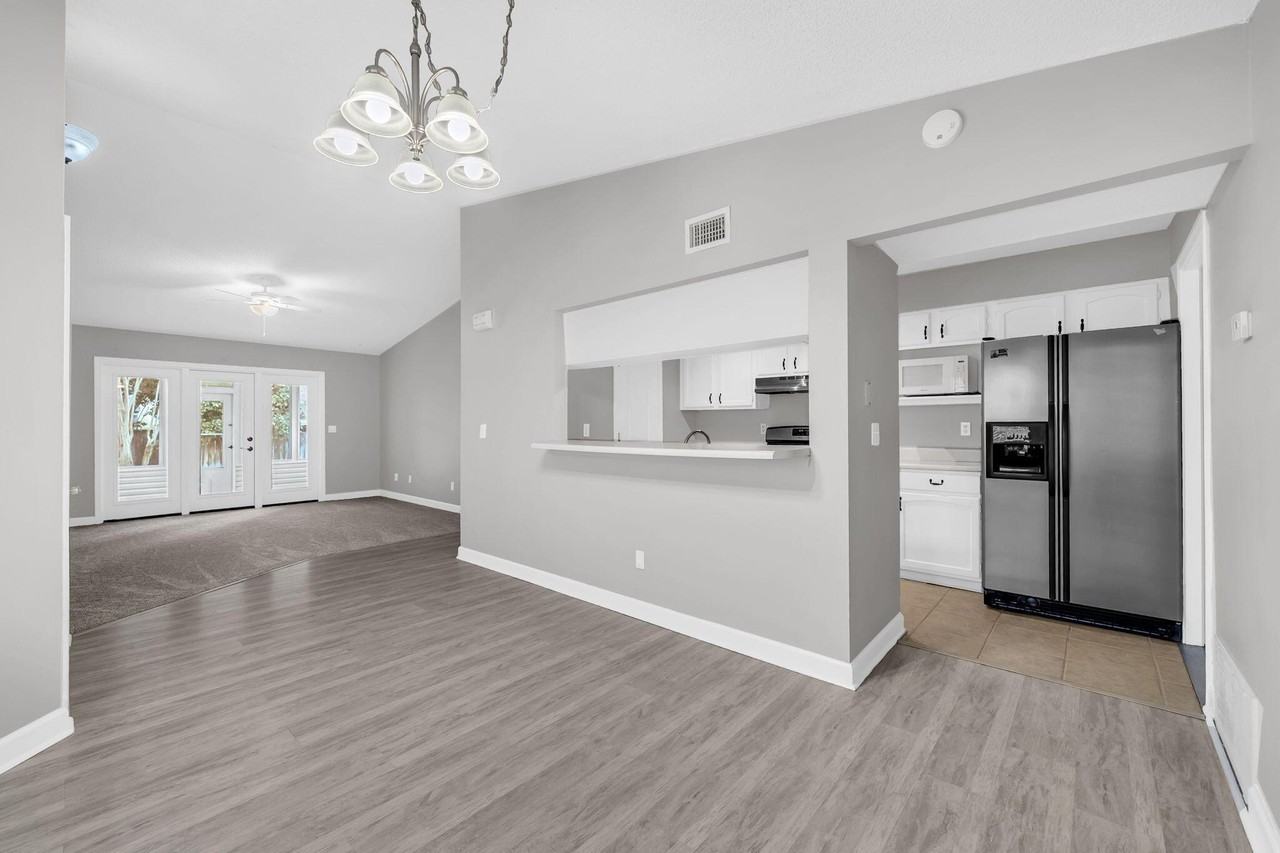 3930 Balsam Dr #1 - Photo 4 of 8