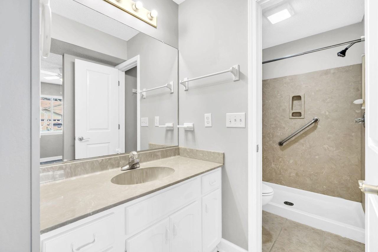 3930 Balsam Dr #1 - Photo 6 of 8
