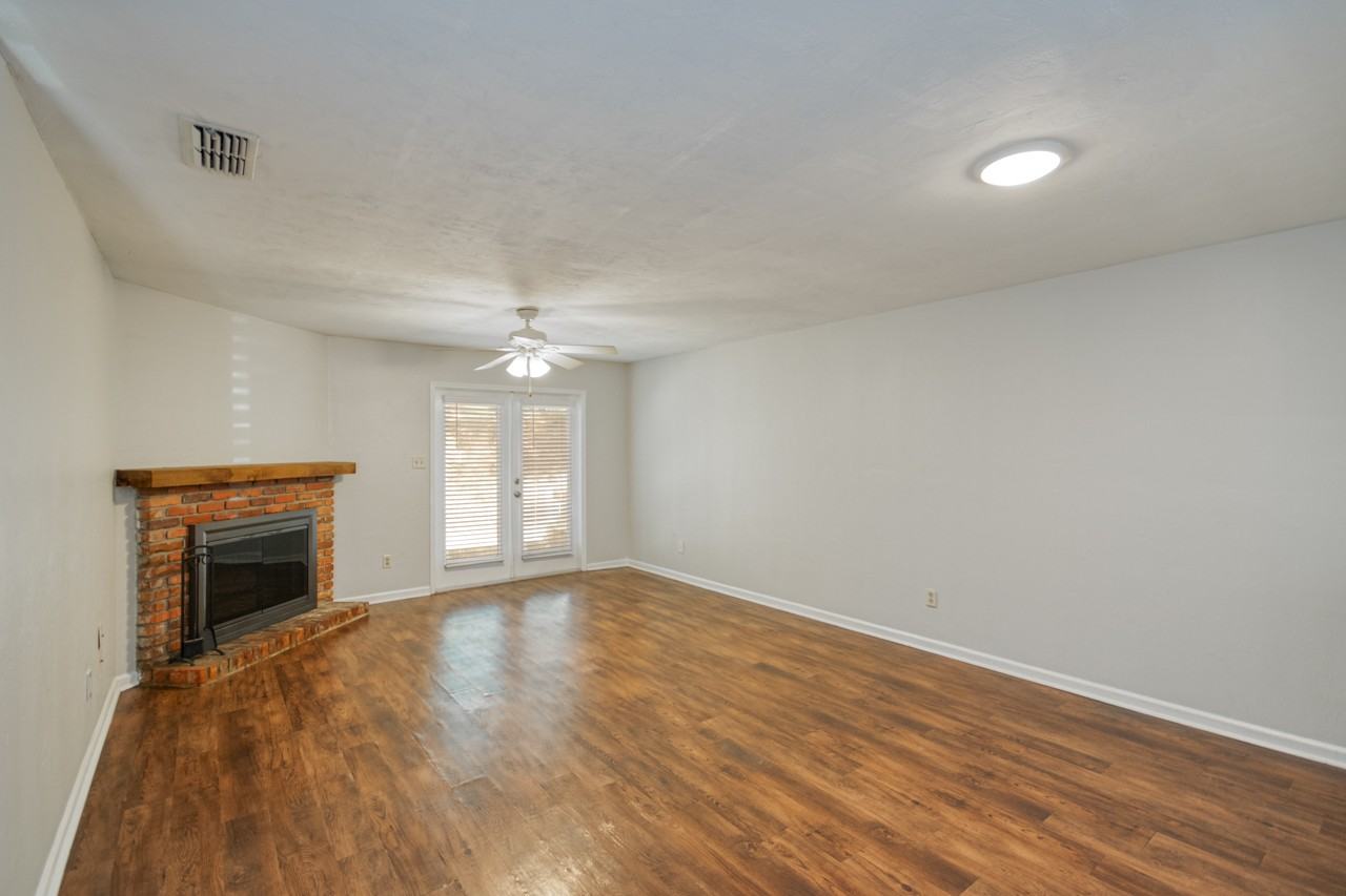 1344 Cherry St #8 - Photo 6 of 23