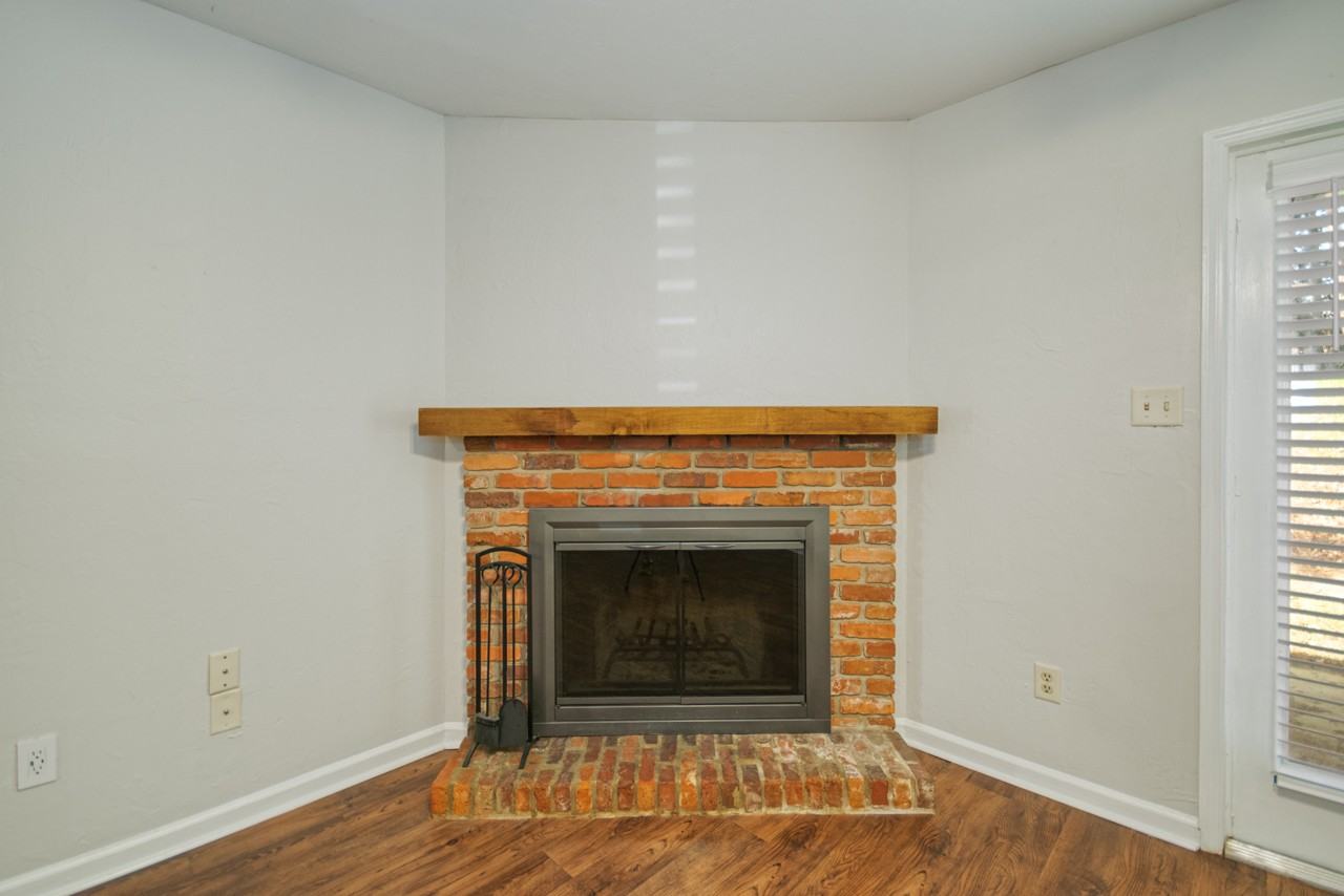 1344 Cherry St #8 - Photo 7 of 23