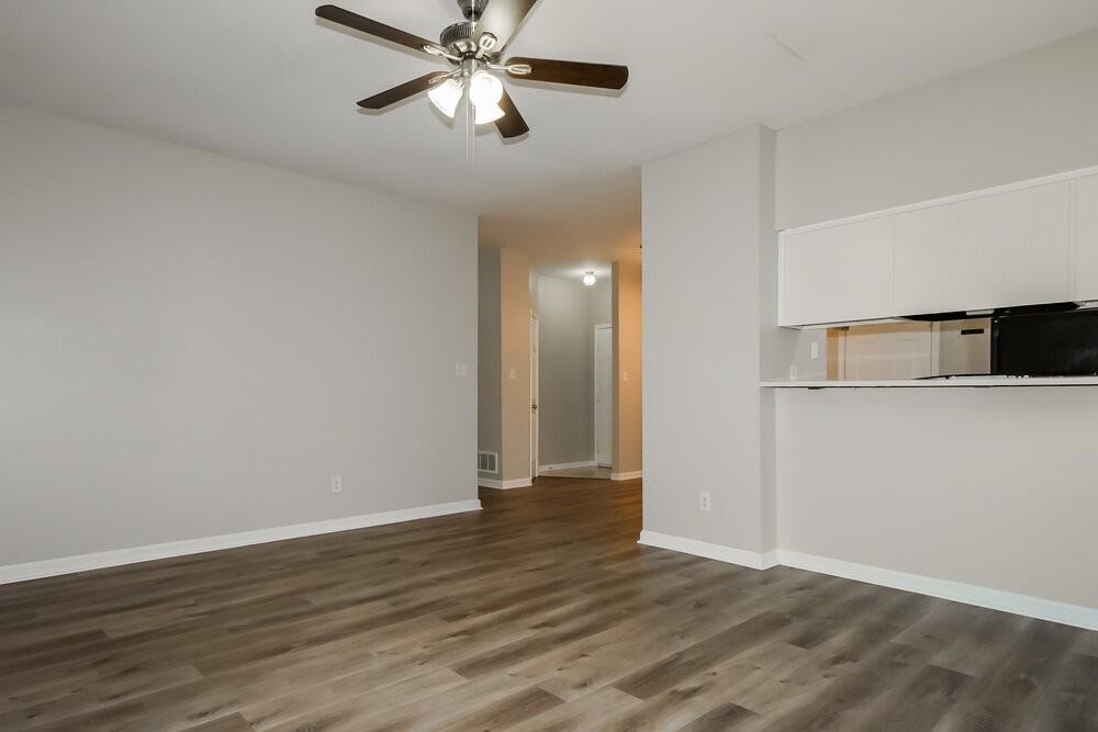 8170 Timber Knoll Ln - Photo 6 of 16