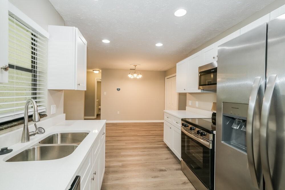22853 Fern Ct - Photo 6 of 16